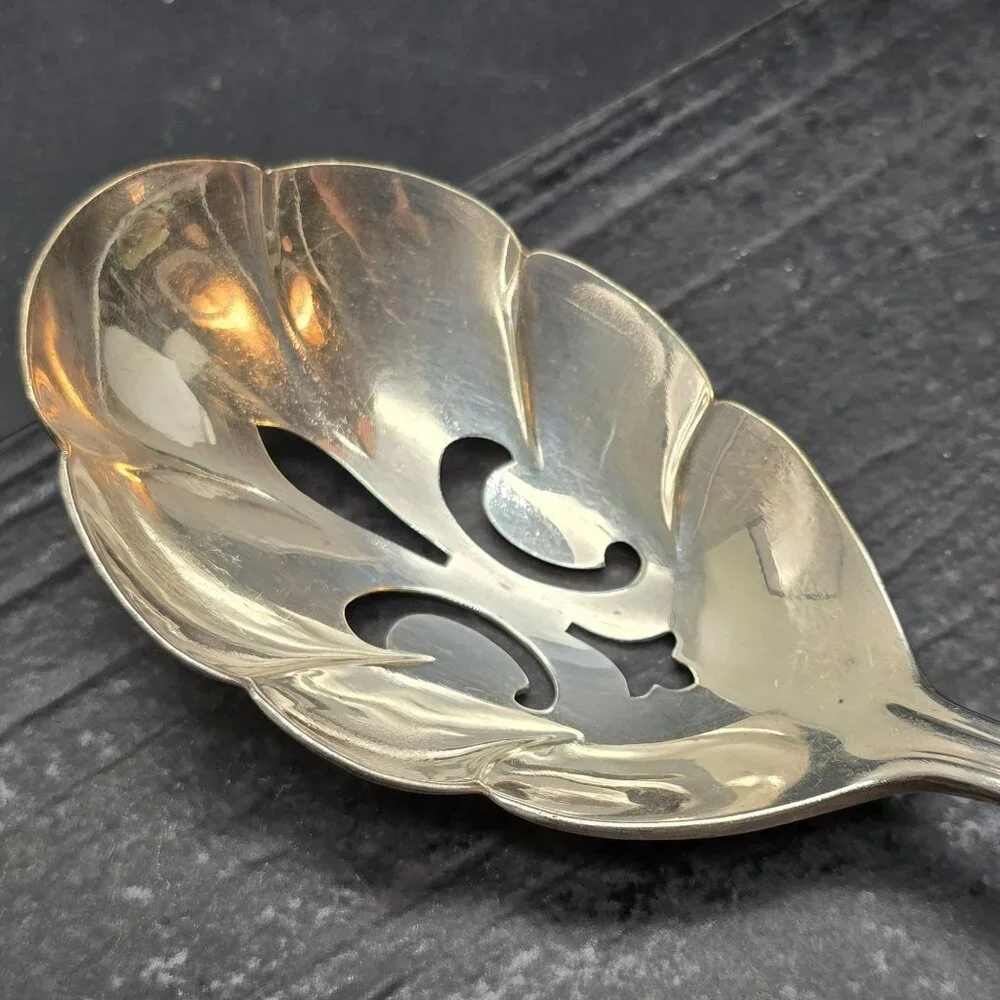 Vintage Rogers & Bros Silver Plated Pierced Fleur-De-Lis Serving Spoon HS273